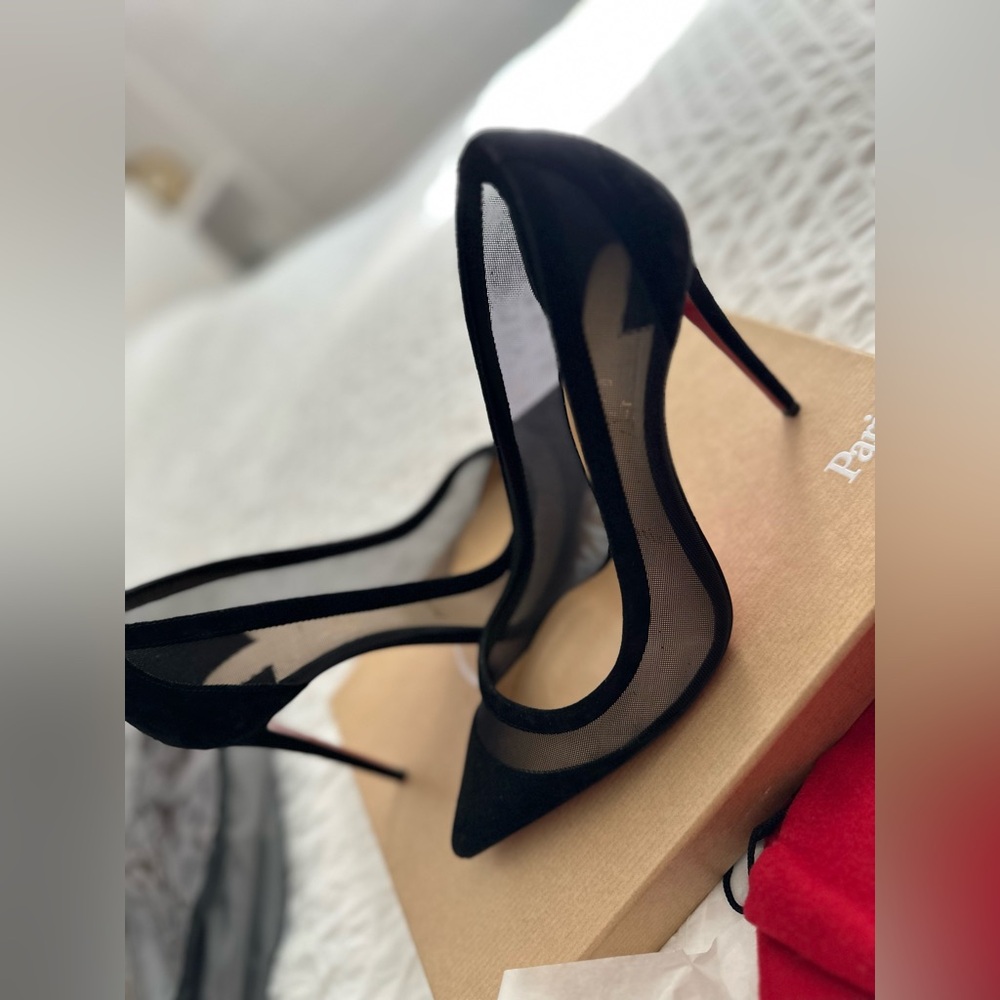 Christian Louboutin Galativi suede 100 Pumps - Size 7.5